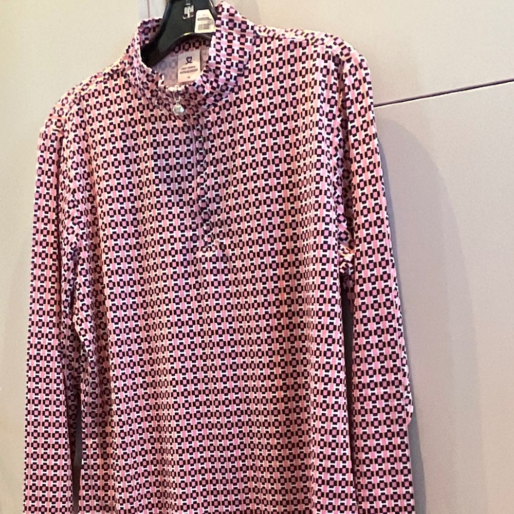 DAILY SPORTS  LONG SLEEVE  1/4 ZIP TOP  XL PINK ORANGE BLACK